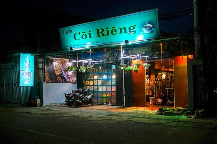 Dừng chân tại Cõi Riêng Café để lưu giữ những kỷ niệm đã qua