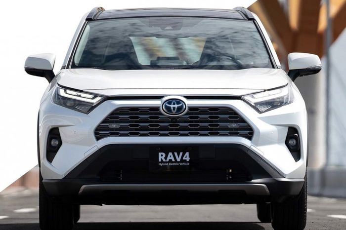 Toyota RAV4 2022 chính thức ra mắt tại Philippines, với giá từ 957 triệu đồng toyota-rav4-5.jpg