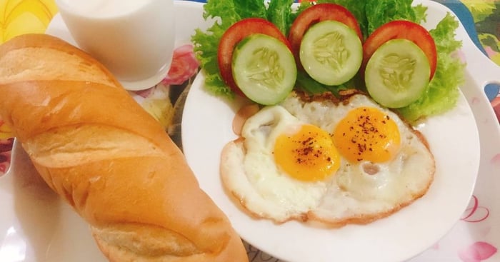 Bánh mì xíu mại cô Kiếu - Sự lựa chọn hoàn hảo cho bữa sáng đầy đủ