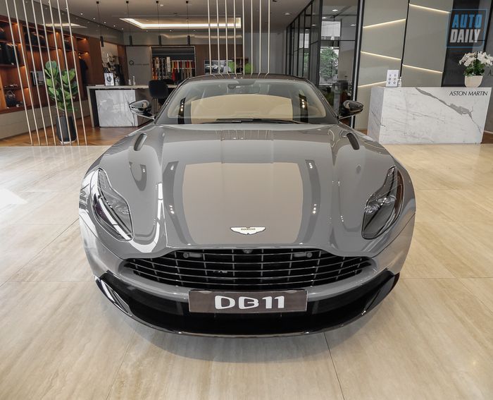 Khám phá chi tiết về Aston Martin DB11 V8 với giá bán vượt qua 17 tỷ đồng tại Việt Nam trong hình ảnh Aston Martin DB11 (19).jpg