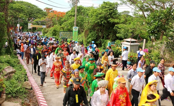 Lễ hội vía bà Chúa Xứ Núi Sam, vẻ đẹp tín ngưỡng được UNESCO công nhận 3