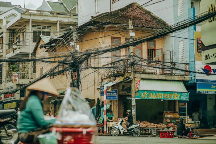 Chợ Châu Đốc và vẻ đẹp giản dị trong cuộc sống kiếm số của người dân 12