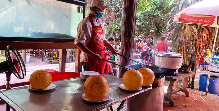 Trải nghiệm đặc sắc của món ngon tại Cồn Lân Cồn Phụng sẽ gắn liền trong trí nhớ