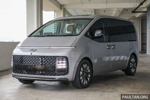 Hyundai Staria 2022 đã chính thức ra mắt tại Malaysia, có giá từ 1,96 tỷ đồng