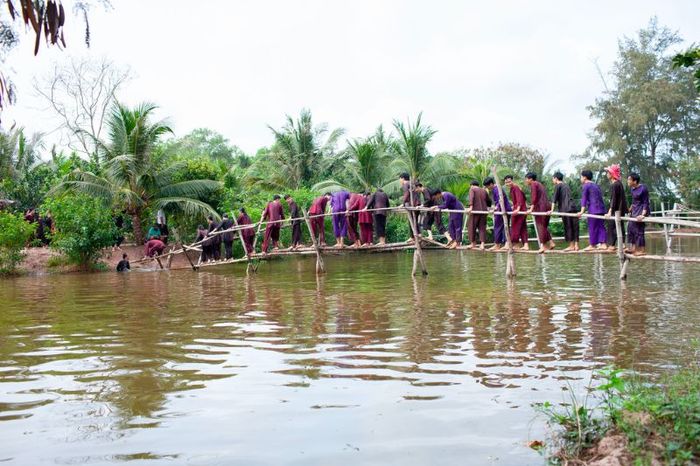 Khám phá vẻ đẹp tự nhiên tại Sân chim Vàm Hồ