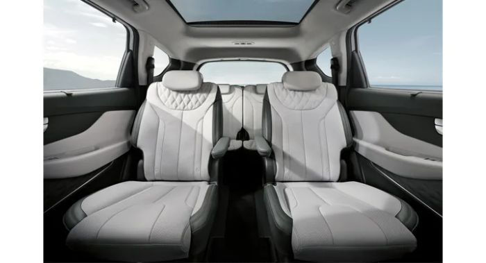 Hyundai Santa Fe 2022 chính thức ra mắt, có thêm phiên bản 6 chỗ ngồi
