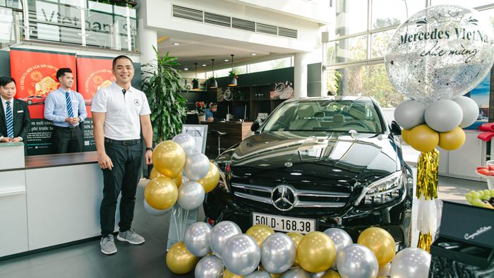 Lần đầu tiên Vietnam Star mang đến chương trình tri ân mừng sinh nhật xe Mercedes-Benz với hình ảnh vietnam-star-01-1.jpg