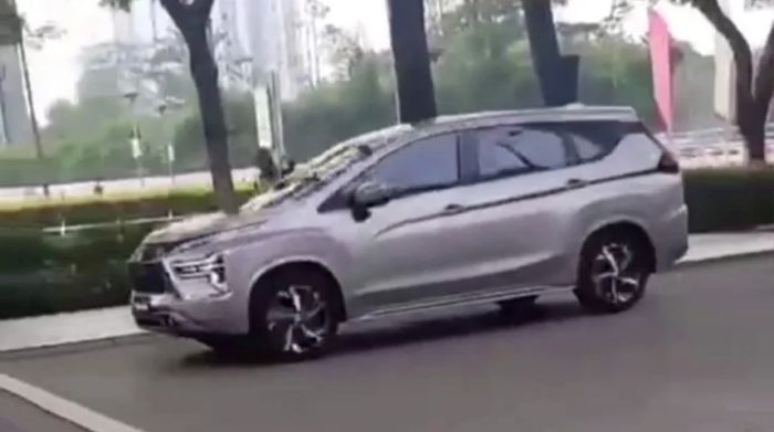 Phiên bản nâng cấp của Mitsubishi Xpander 2022 đã xuất hiện tại Indonesia 2022-mitsubishi-xpander-facelift-spy-1.webp