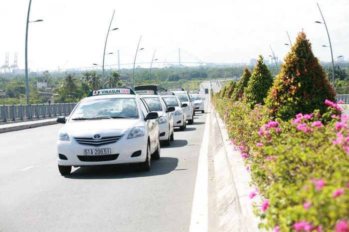 Danh sách 10 hãng taxi Thuận An với giá rẻ, uy tín và chất lượng 3