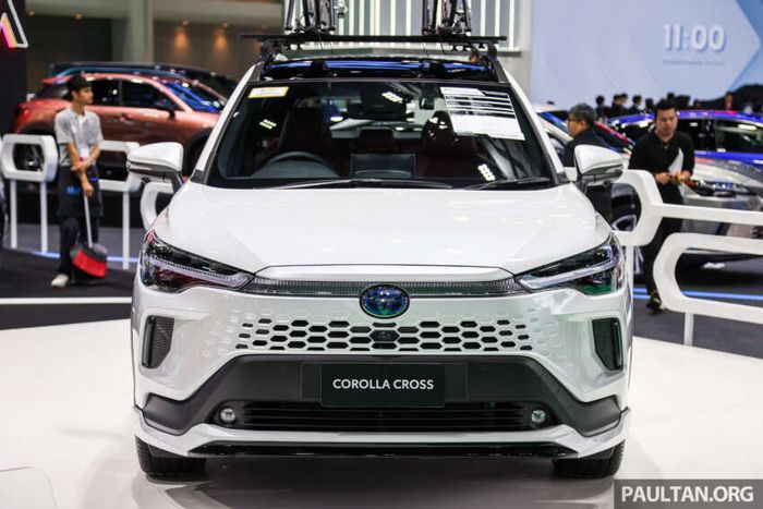 Khám phá chi tiết Toyota Corolla Cross 2024 facelift tại triển lãm Bangkok 2024 bims-2024-toyota-corolla-cross-facelift-3.jpg