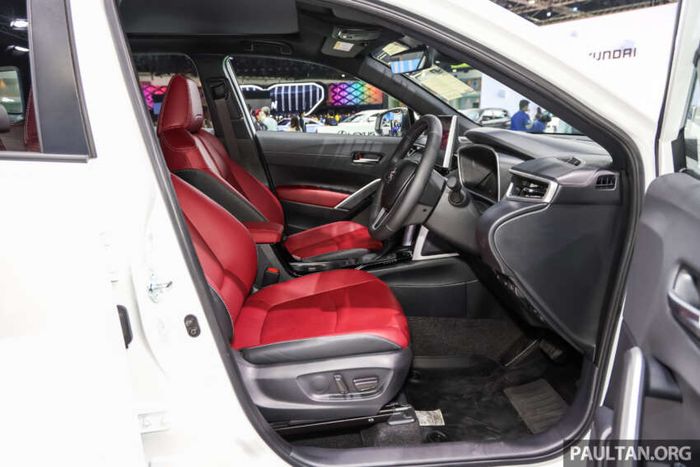 Khám phá chi tiết Toyota Corolla Cross 2024 facelift tại triển lãm Bangkok 2024 bims-2024-toyota-corolla-cross-facelift-12-850x567.jpg