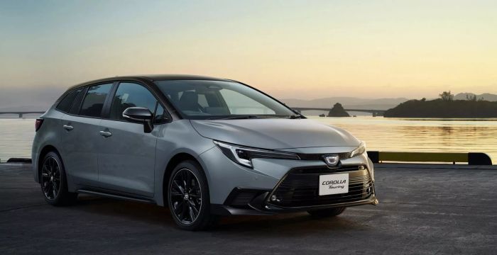 Toyota Corolla Active Sport 2024 ra mắt với vẻ ngoài thể thao, đi kèm hệ thống treo nâng cấp 2024-toyota-corolla-active-sport-4-2048x1053.webp