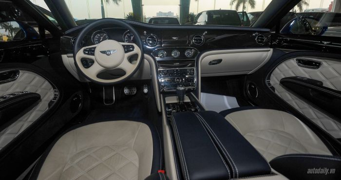 Sedan siêu sang Bentley Mulsanne Speed bị phát hiện mang biển số giả tại Hà Nội mulsanne-speed-2015-18.jpeg