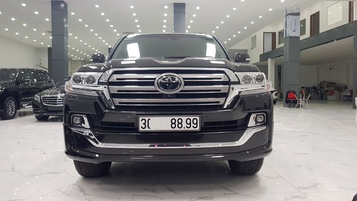 Toyota Land Cruiser 5.7 nhập Mỹ đã qua sử dụng đang được bán lại với giá hơn 7 tỷ đồng toyota-8.jpeg