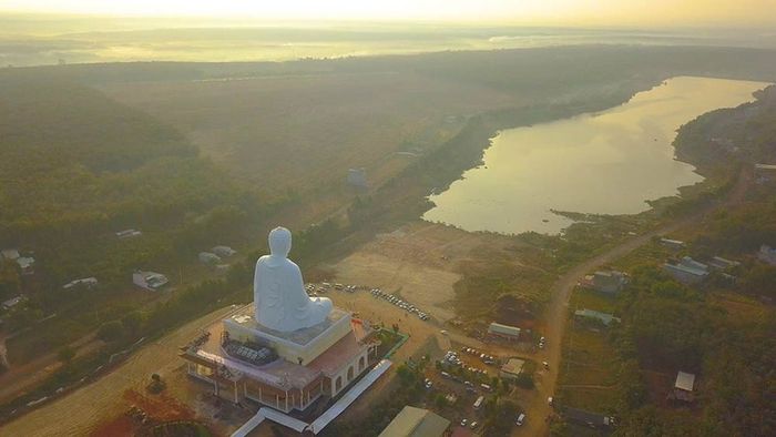 Khám phá Vạn Thành Phật Quốc, điểm cao nhất của Đông Nam Á 9