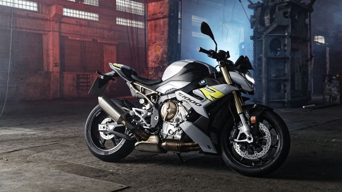 BMW S1000R 2021 sắp ra mắt tại Việt Nam, giá dự kiến hơn 600 triệu đồng