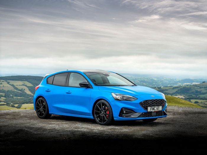 Ford Focus ST Edition 2021: Mẫu hatchback lái đỉnh cao, giá từ 49.000 USD 2021-ford-focus-st-edition-1.jpg