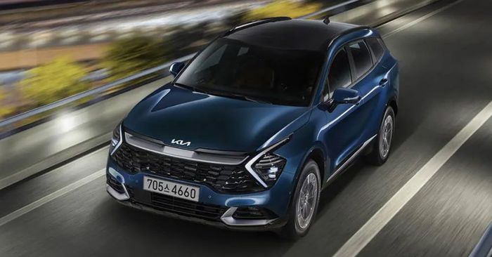 Thêm hình ảnh chi tiết của Kia Sportage 2022: Mẫu crossover đẹp mắt so kè với Hyundai Tucson, Kia Sportage Hybrid 2022 ra mắt với giá từ 620 triệu đồng.