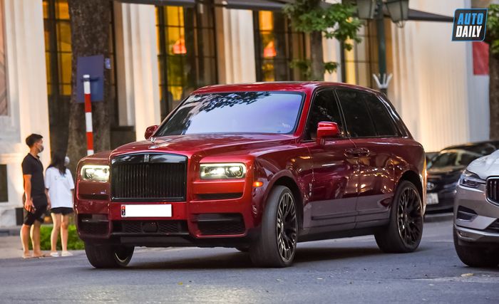 Mytour Street Shots (Phần 8): Rolls-Royce Cullinan màu độc trở lại Hà Nội xem-dep-cuoi-tuan-Mytour-3.jpg