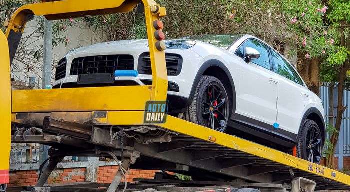 Porsche Cayenne GTS Coupe 2021 đã có mặt tại Việt Nam, giá từ 7,81 tỷ 20210706-144632-copy.jpg