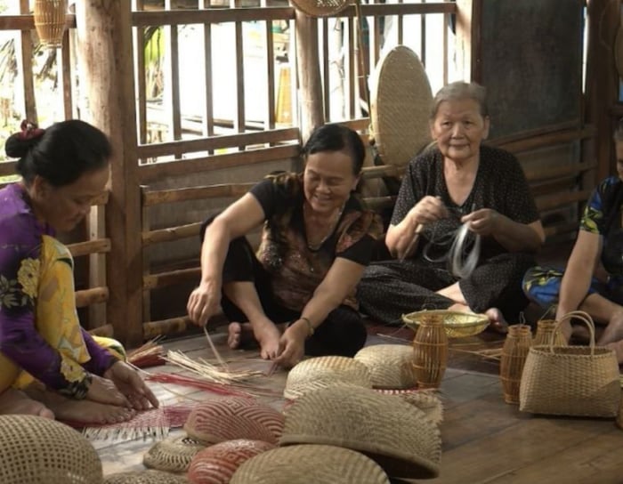 Tham quan làng Nghề đan đát ở Nguyễn Phích cực kỳ nổi tiếng