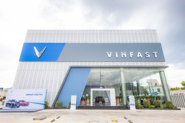 Showroom 3S đầu tiên của VinFast tại Cẩm Phả có điểm gì đặc biệt? srcampha-anh1.jpg