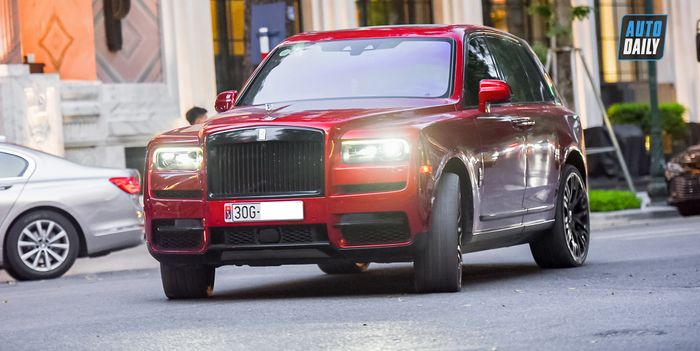 Mytour Street Shots (Phần 8): Rolls-Royce Cullinan màu độc trở lại Hà Nội xem-dep-cuoi-tuan-Mytour-1.jpg