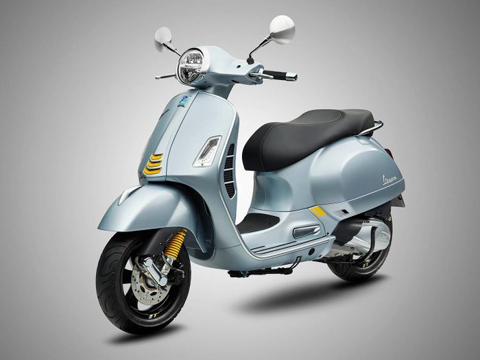 Vespa mở rộng bộ sưu tập màu sắc mới tại Việt Nam, giữ nguyên mức giá gts-super-tech-grey-delicato-3-resized.jpg