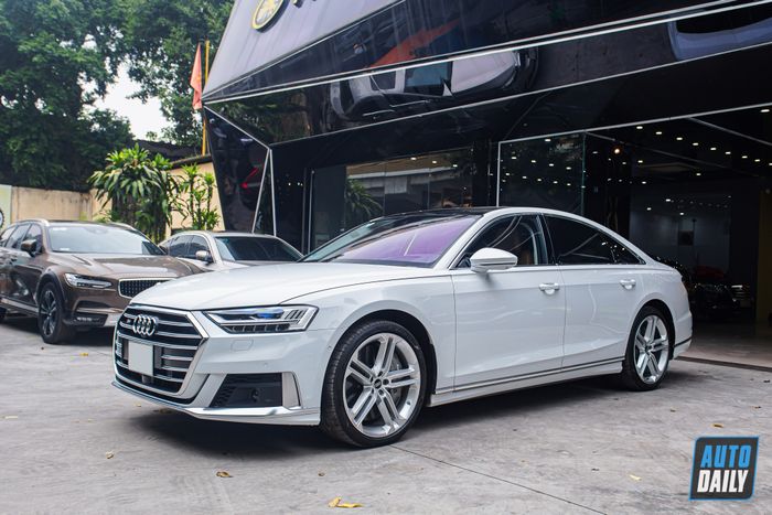 Bất ngờ! Audi S8 2020 giảm giá mạnh, vẫn chưa có người mua