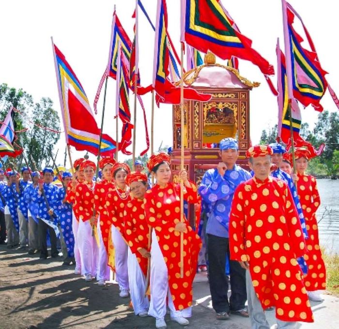 Lễ hội Thần Nông tại Cà Mau, nơi mọi người tụ họp để trao đổi về sản xuất nông nghiệp 6