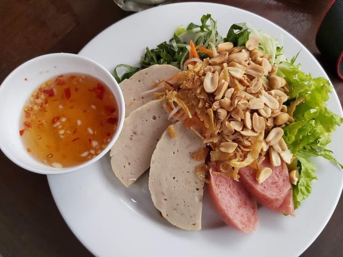 Hãy nhớ ghé thăm quán Cafe Nam Long Garden tại Cần Thơ vào cuối tuần này để thưởng ngoạn khung cảnh hồ thơ mộng.