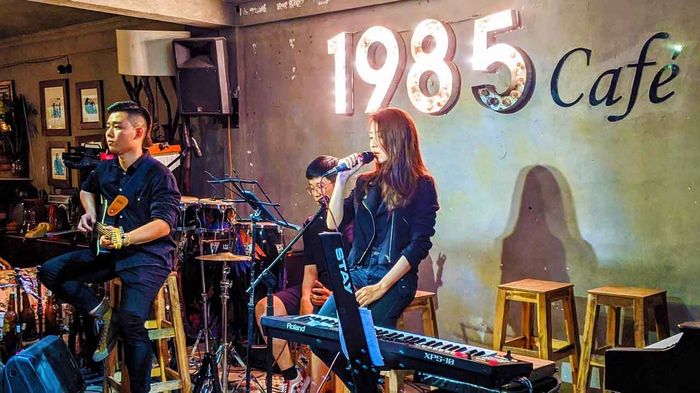 Cafe 1985 Cần Thơ - Góc yên bình giữa lòng thành phố hiện đại 4