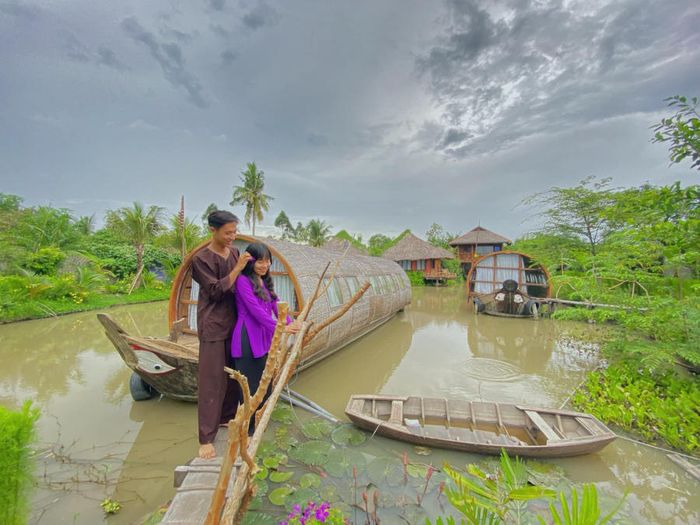 Trải nghiệm lưu trú tại Khách sạn thuyền Cần Thơ độc đáo trên miền Tây sông nước 2