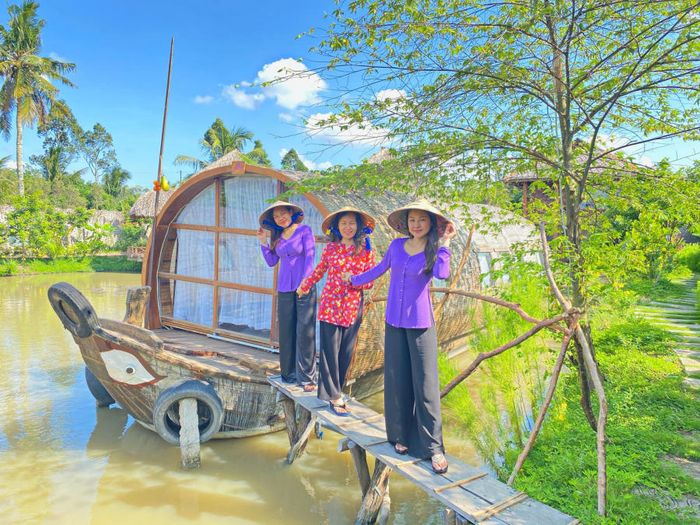 Trải nghiệm lưu trú tại Khách sạn thuyền Cần Thơ độc đáo trên miền Tây sông nước 4