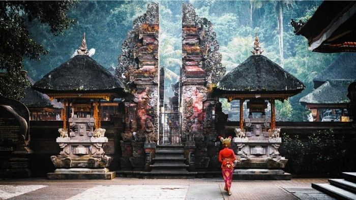 Thăm ngôi đền Tirta Empul với suối nước thánh linh thiêng nhất ở Bali 7