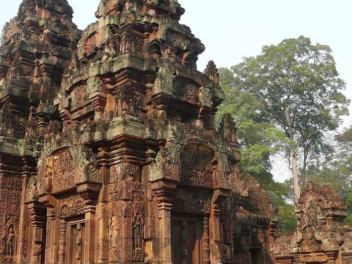 Đền Banteay Srei - đỉnh cao của kiến trúc tại Campuchia 5