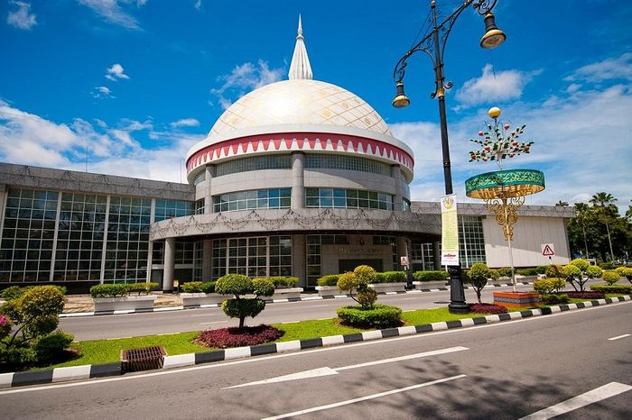 Khám phá Brunei - một vương quốc giàu có và xa hoa với những điểm đặc sắc