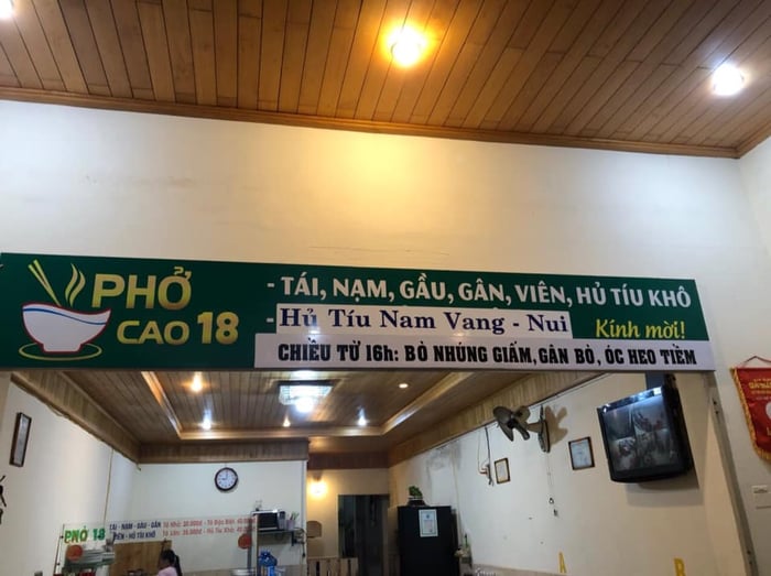 Phở cao 18 với hương vị thơm ngon luôn gây ấn tượng mạnh mẽ với thực khách.