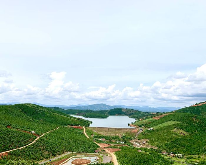 Nghỉ chân tại Đập Daklong Thượng Bảo Lộc để thưởng thức những khoảnh khắc thư giãn