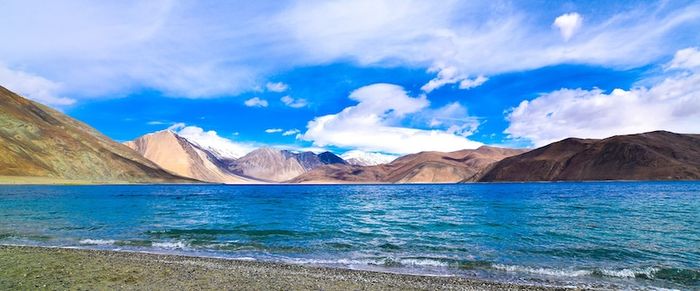 Lạc vào vẻ đẹp hùng vĩ của Leh Ladakh, nơi tựa như thiên đường Phật giáo giữa dãy núi cao trùng điệp.