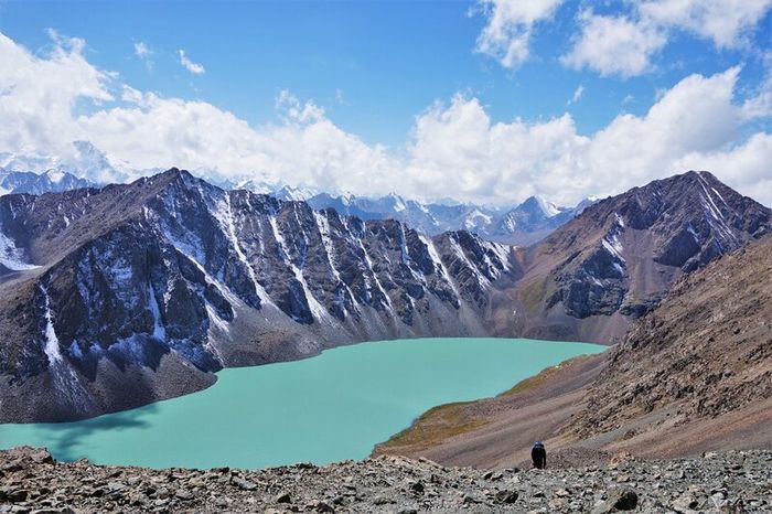 Khám phá Kyrgyzstan và vẻ đẹp hoang sơ của miền Trung Á