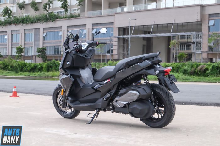 So sánh BMW Motorrad C400X và C400GT: Chênh lệch giá 30 triệu đồng (Hình ảnh: bmw-motorrad-c400x-3.jpg)