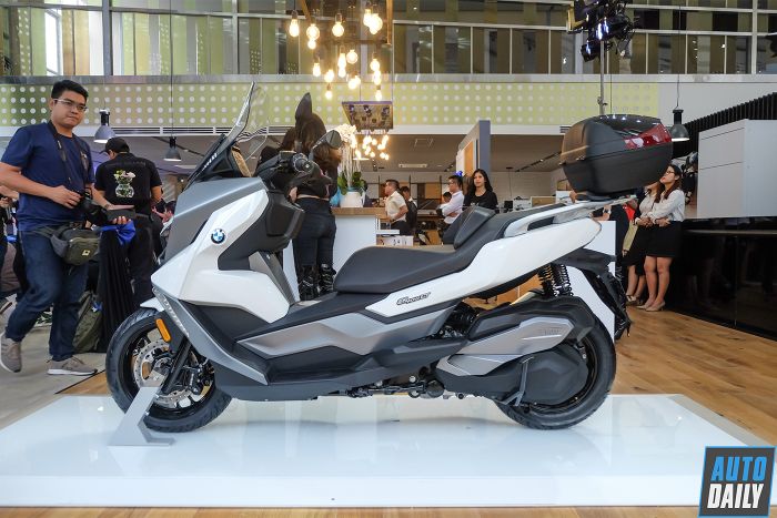 So sánh BMW Motorrad C400X và C400GT: Chênh lệch giá 30 triệu đồng (Hình ảnh: bmw-motorrad-c400gt-2.jpg)