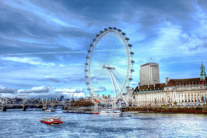 Trải nghiệm vòng quay London Eye thú vị tại Anh