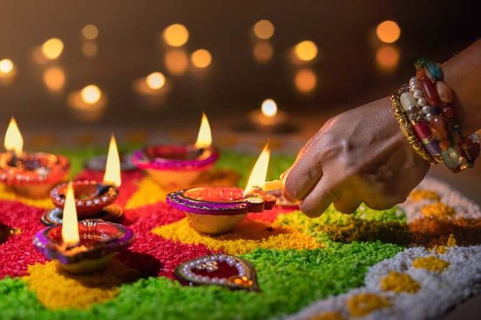 Diwali - biểu tượng của sự chiến thắng ánh sáng tại Ấn Độ