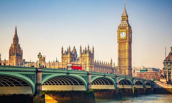 Thưởng ngoạn Đồng hồ Big Ben, một công trình yên bình bên bờ sông Thames 8