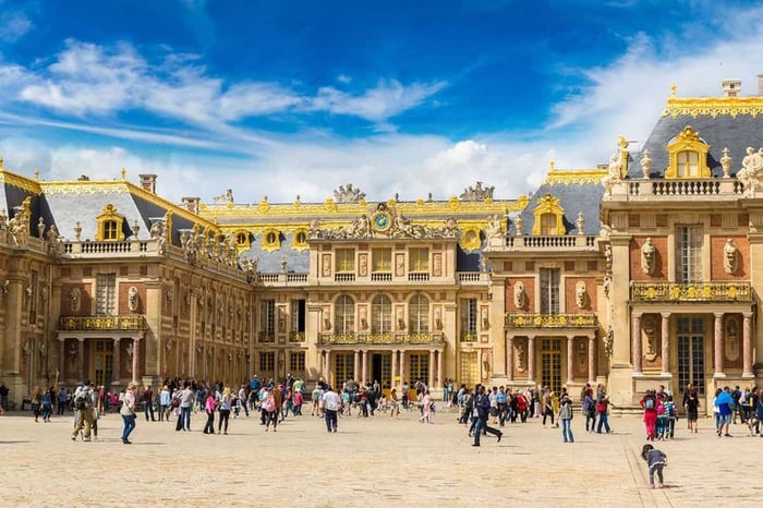 Cung điện Versailles, biểu tượng của kiến trúc Pháp thời phong kiến 10