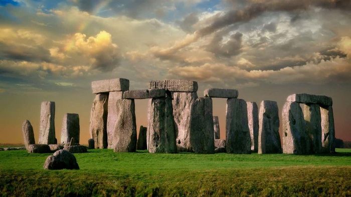 Stonehenge ở Anh, nơi vẫn còn nhiều bí ẩn chưa được giải mã