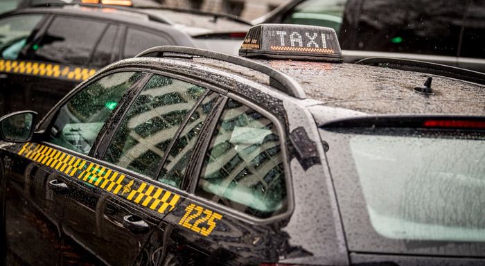 Dịch vụ taxi Gia Lâm