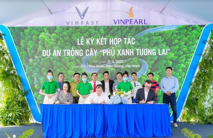 VinFast bắt đầu dự án trồng cây “Phủ xanh cho tương lai” vinfast-2.jpg